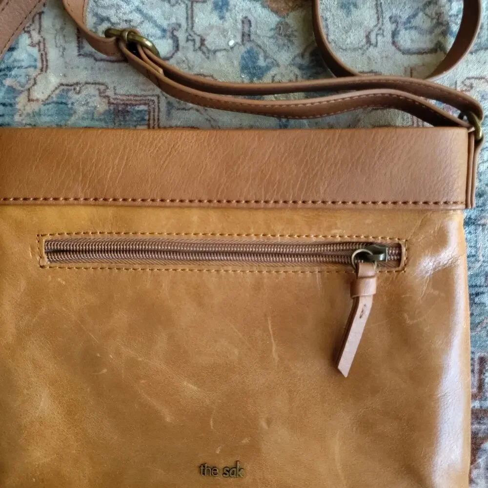 ✨ The Sak Tan Embossed Leather Crossbody Shoulder Bag ✨ - Picture 7 of 14